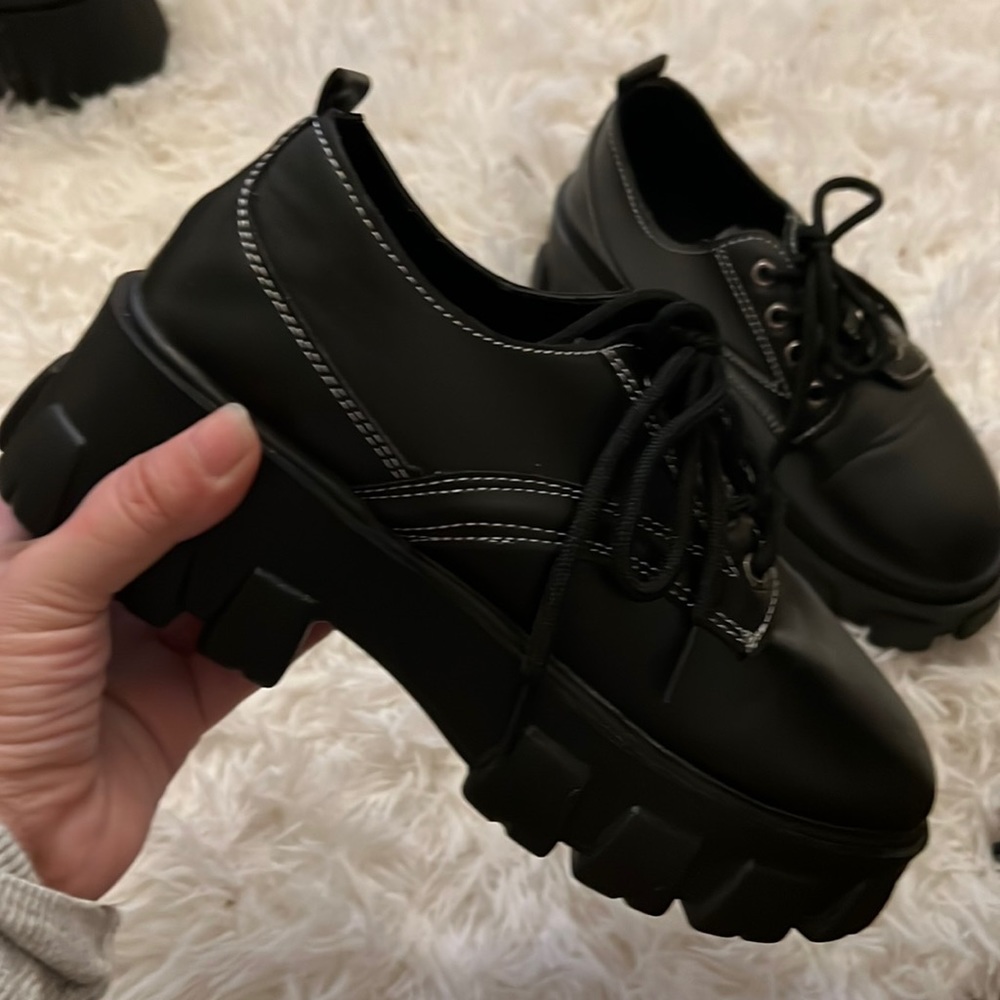 Chunky loafers